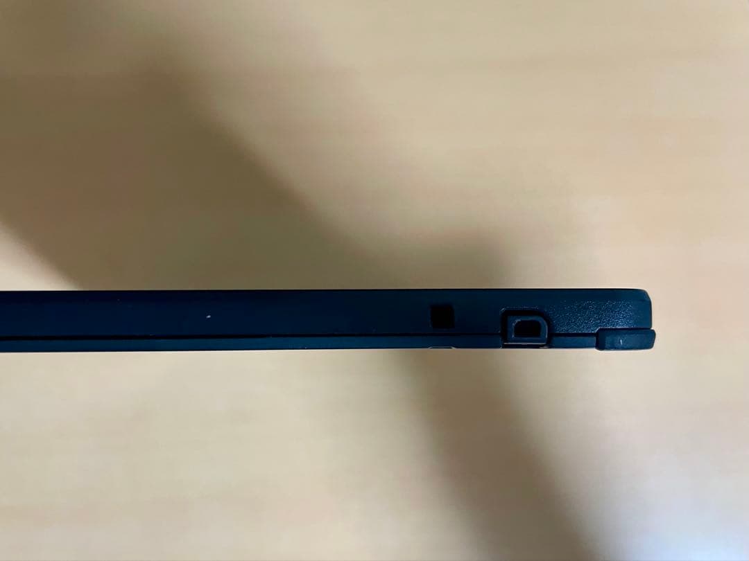 ◇富士通 ワコム i3 大画面13.3型 筆圧4,096段階 お絵描きタブレット