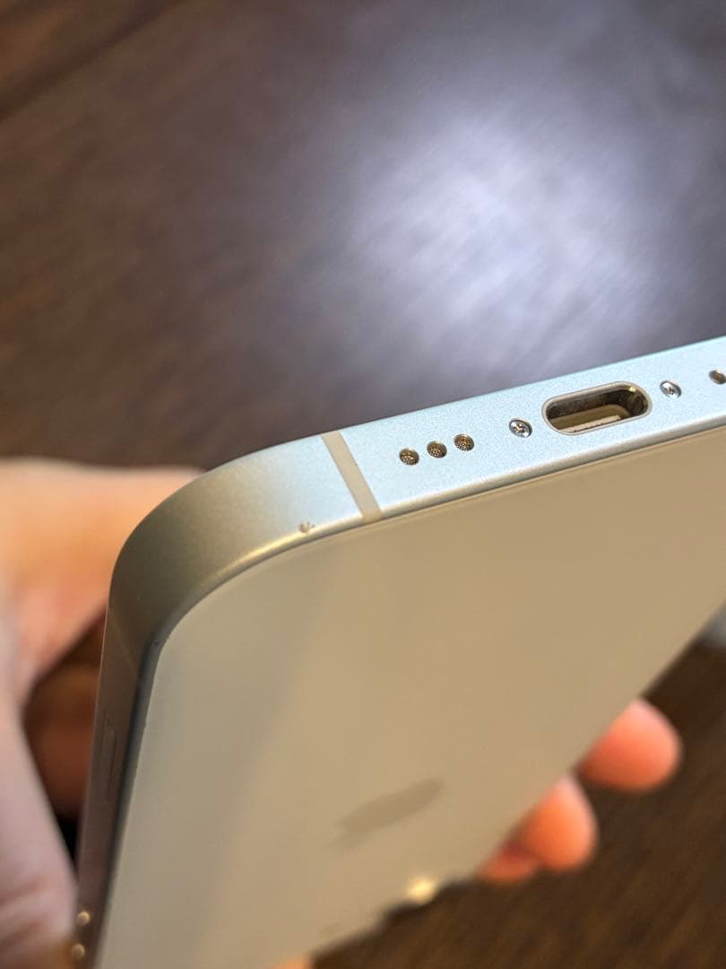 iPhone16e 128GB ホワイト SIMフリー 付属品完備