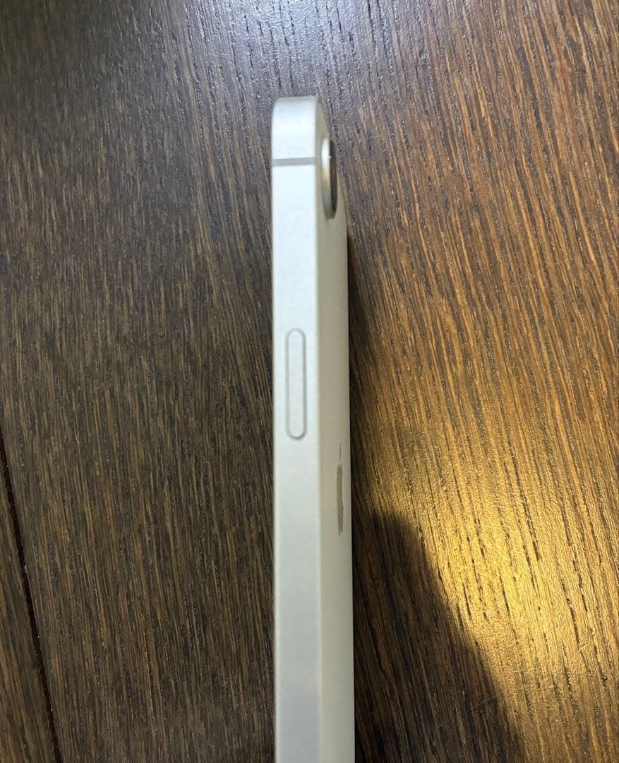 iPhone16e 128GB ホワイト SIMフリー 付属品完備