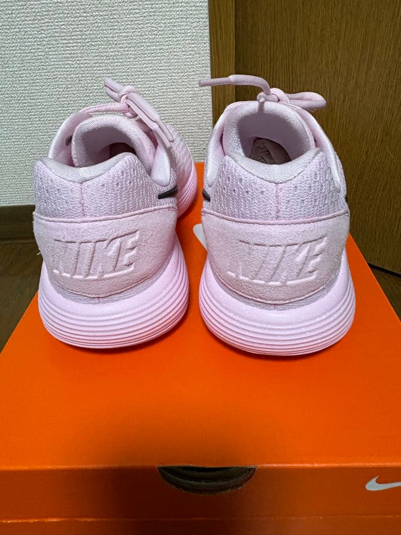 シューズ(男性用) Nike Hyperdunk 2017 Low \"Pink Foam/Black