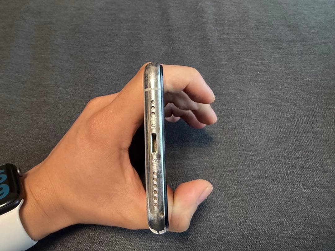 iPhone 11 Pro 64GB シルバー ※Face ID使用不可