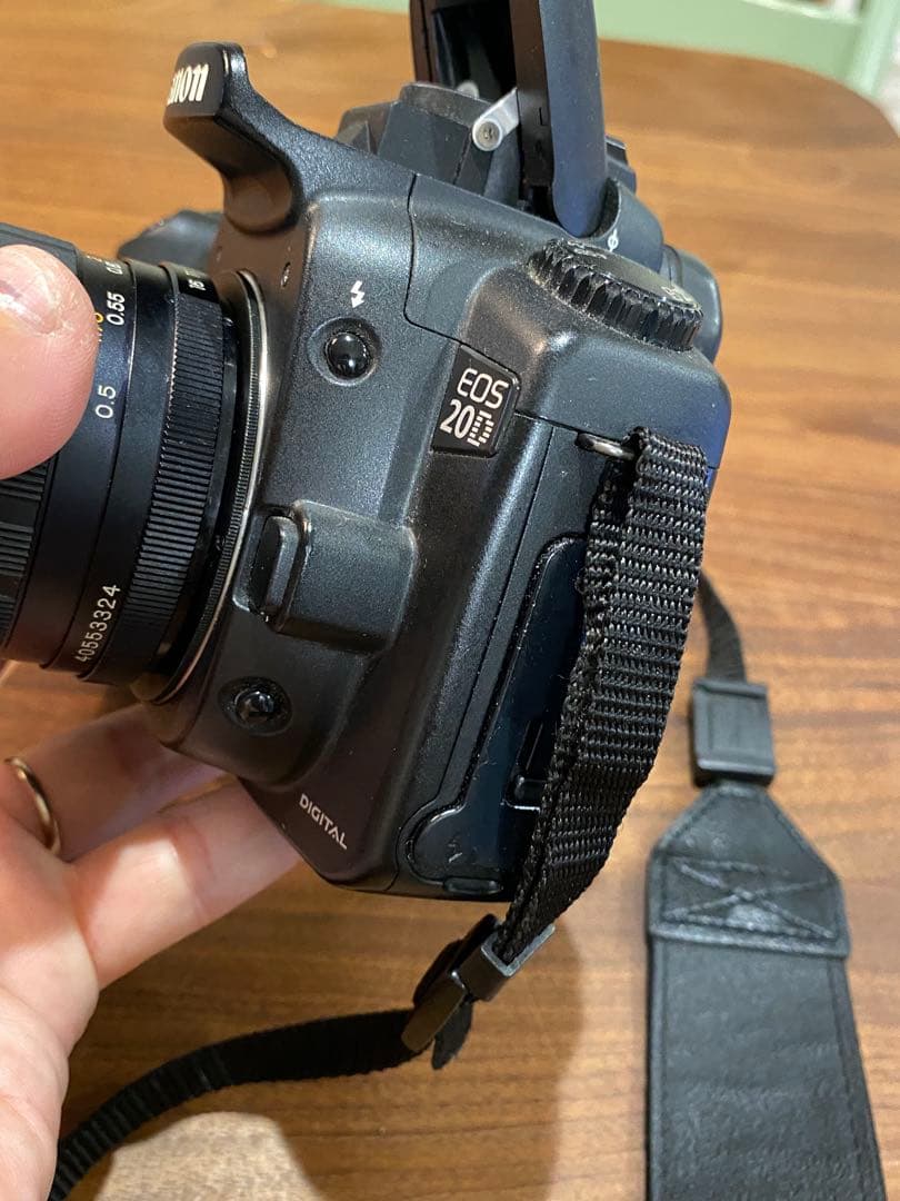 Canon EOS 20D デジタル一眼　ヤシカ1:1.9 50㍉単焦点　動作品