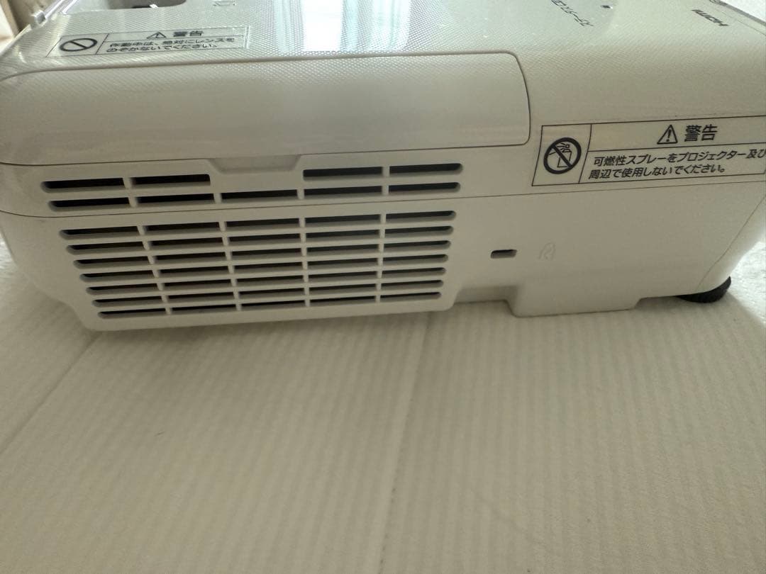EB-S05 EPSON プロジェクター　エプソン　動作良好　ebso5