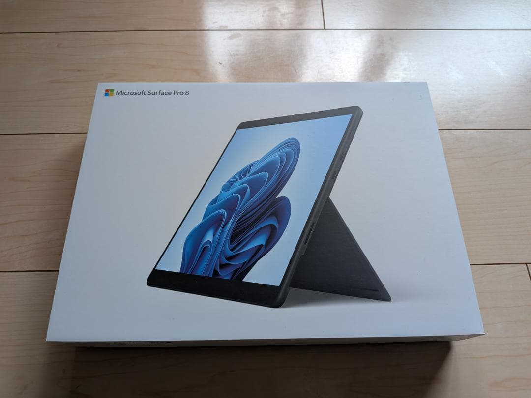 Surface Pro 8（Core i7、メモリ16GB、SSD 256GB）