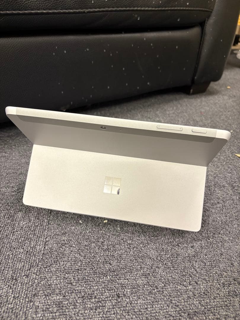 Microsoft Surface Go 2 本体＋充電器付き