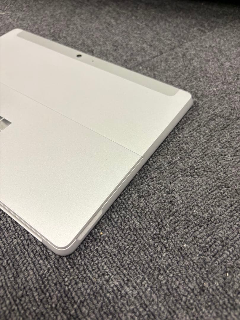 Microsoft Surface Go 2 本体＋充電器付き