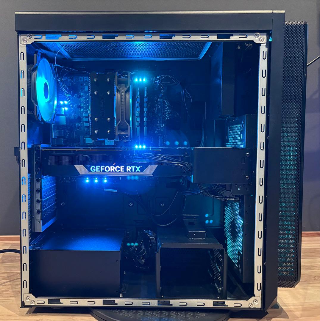 SSD追加　RTX4080 Predator　i7 13700F　ゲーミングPC