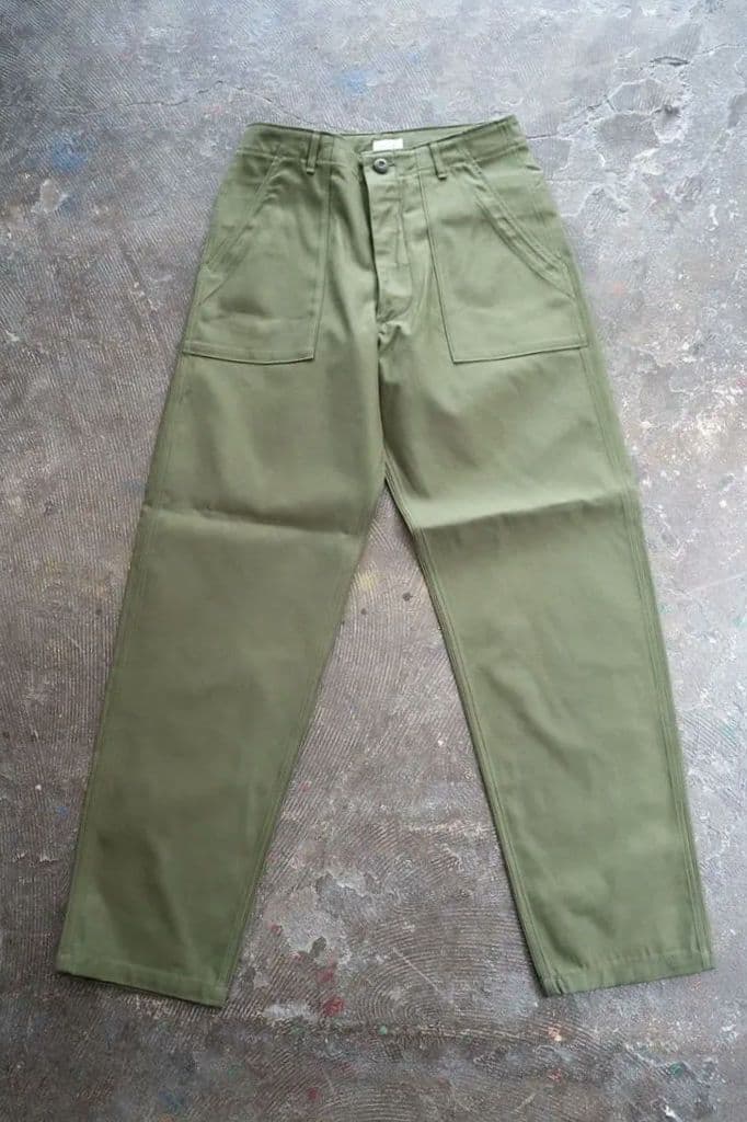 タグ付・美品【ciota】スビンコットンバックサテンベイカーパンツ