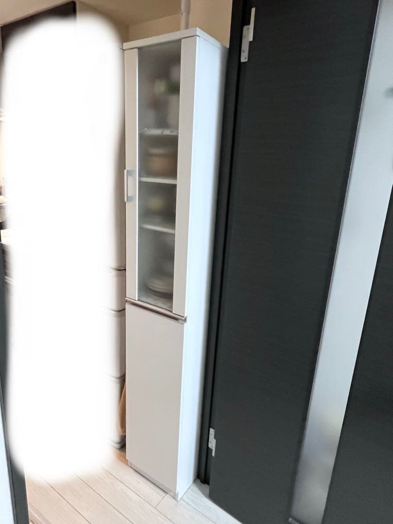 【引っ越しのため23日までの出品】ホワイト スリム収納　食器棚