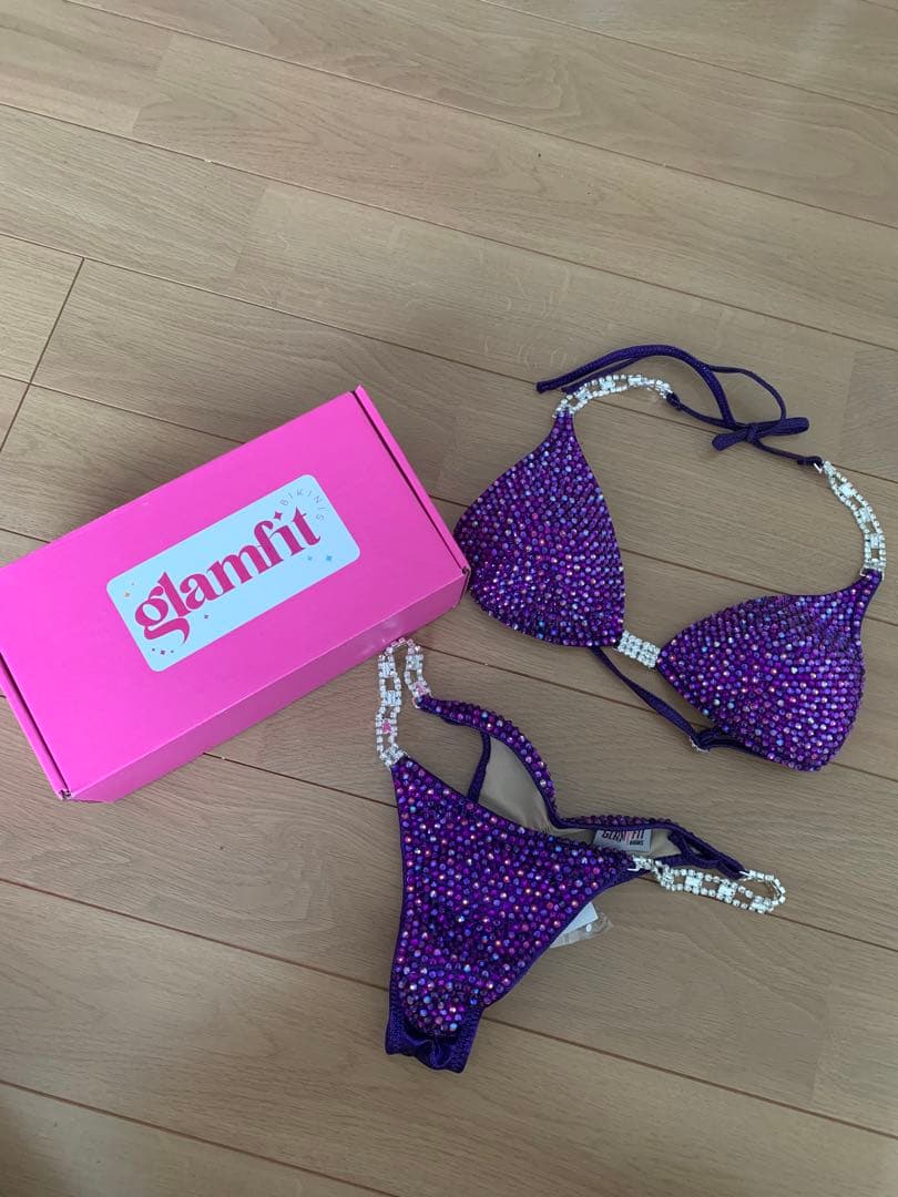 【最終値下げ】レア　新品未使用　glamfitbikinis コンテストビキニ