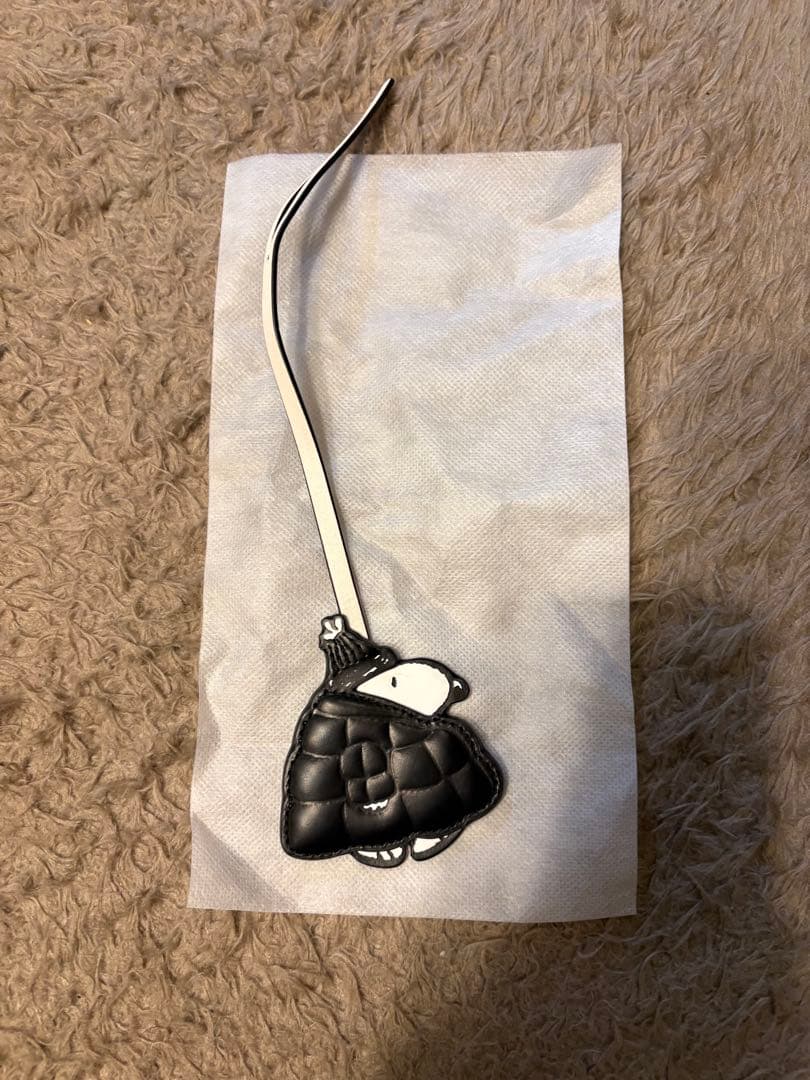 ケイトスペード　スヌーピー チャーム　新品