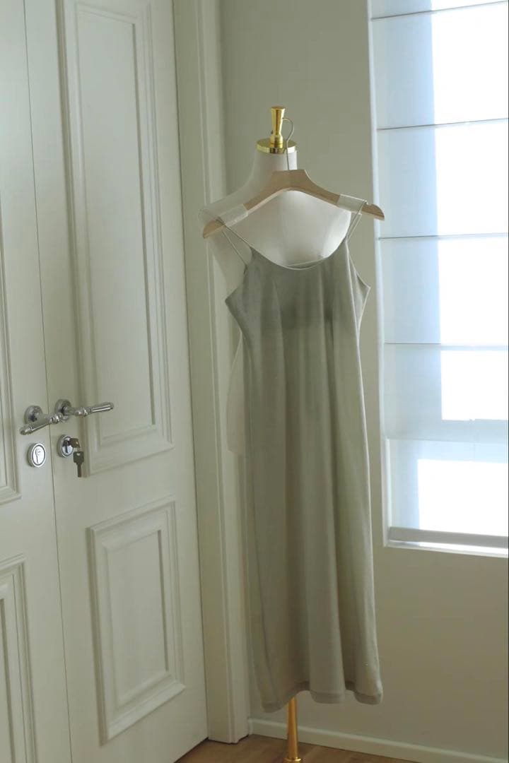 【新品即発送】kaeneスパンコールアネモネドレス