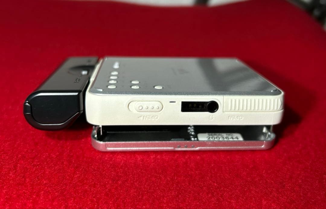 SONY ソニー　MDウォークマン　MZ-E630 イヤホン付