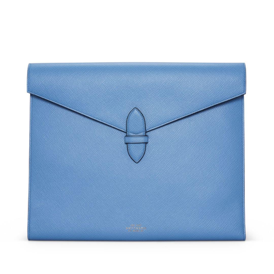 Smythson PanamaレザーA5三つ折りノートホルダー
