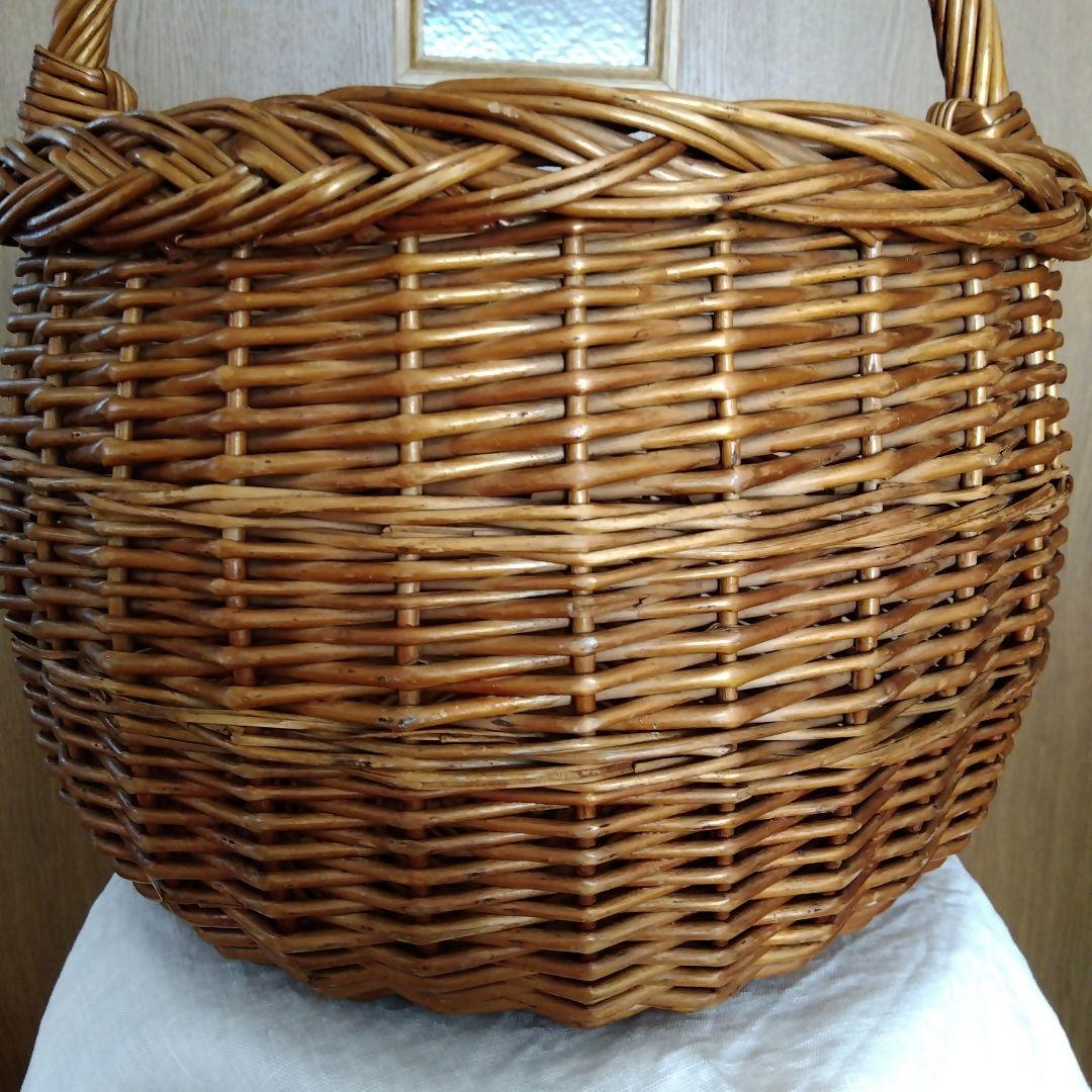 フランスアンティーク　バスケット