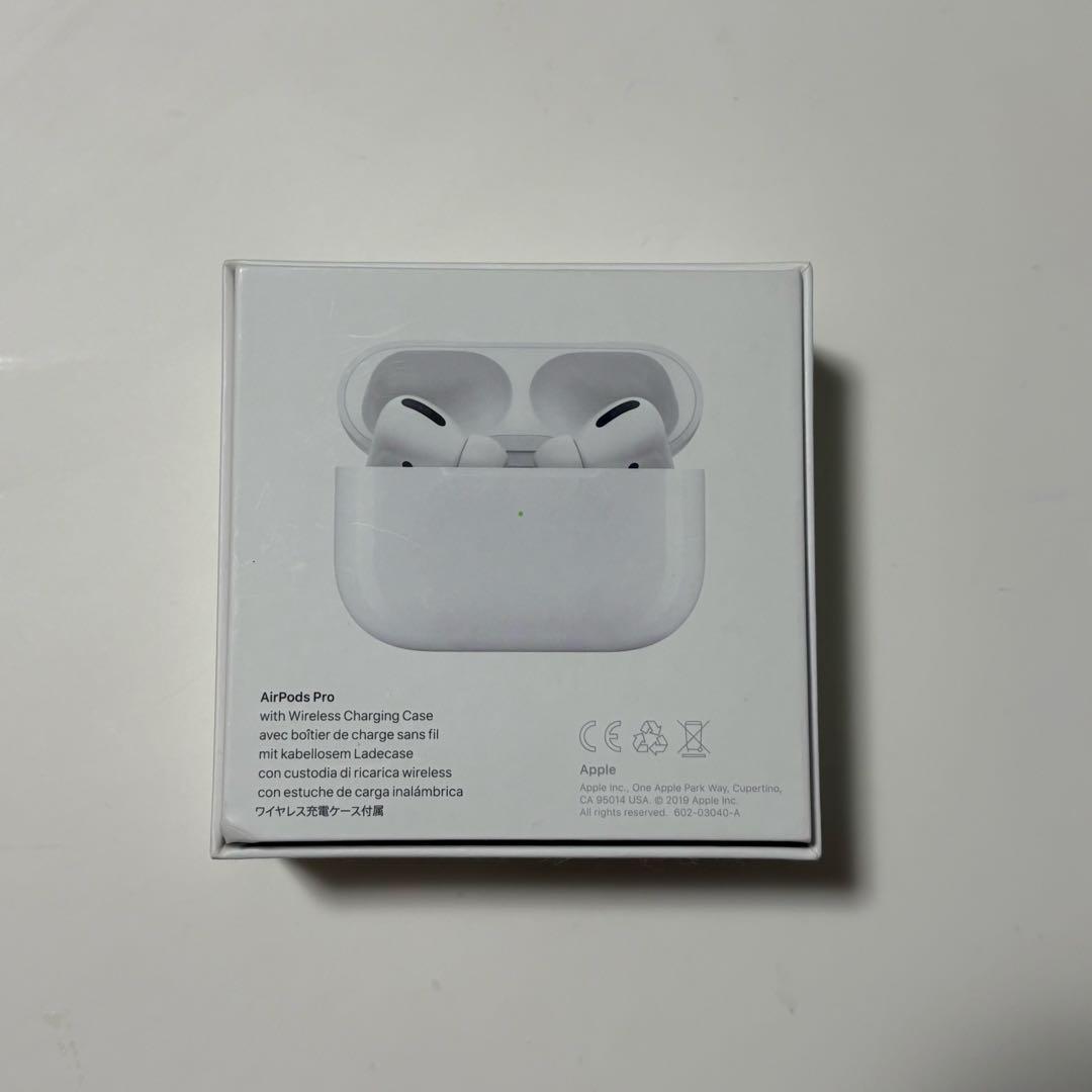 Apple AirPods Pro 第1世代 充電ケース付 ワイヤレスイヤホン