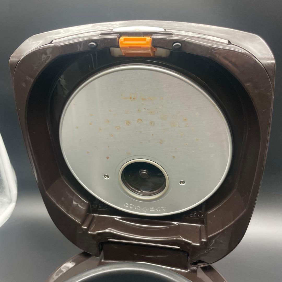 ◯象印 炊飯器 NW-VP10E9 2022年製 5.5合