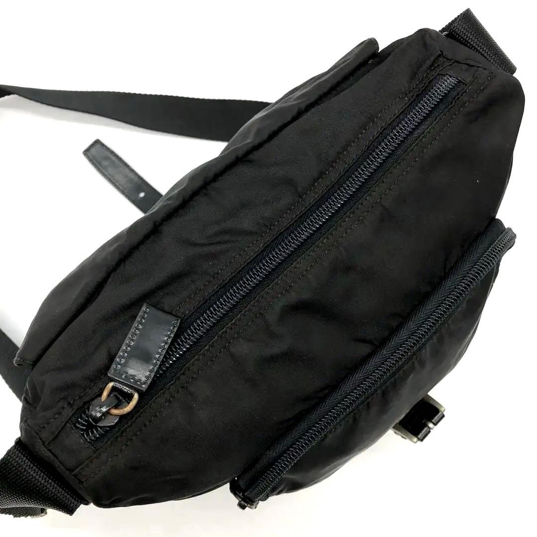 ✨ギャランティ付✨プラダ ショルダーバッグ ナイロン 三角ロゴ ベルト ブラック