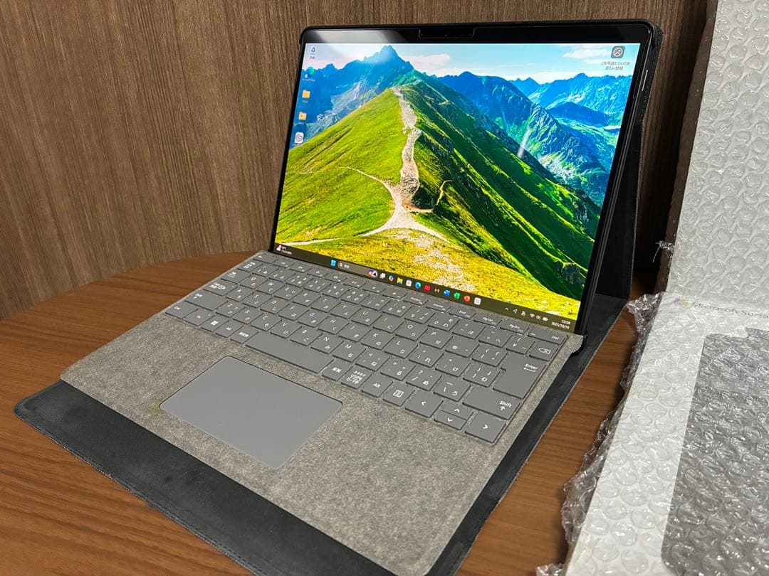 Microsoft Surface Pro 8 本体＋キーボード＋α