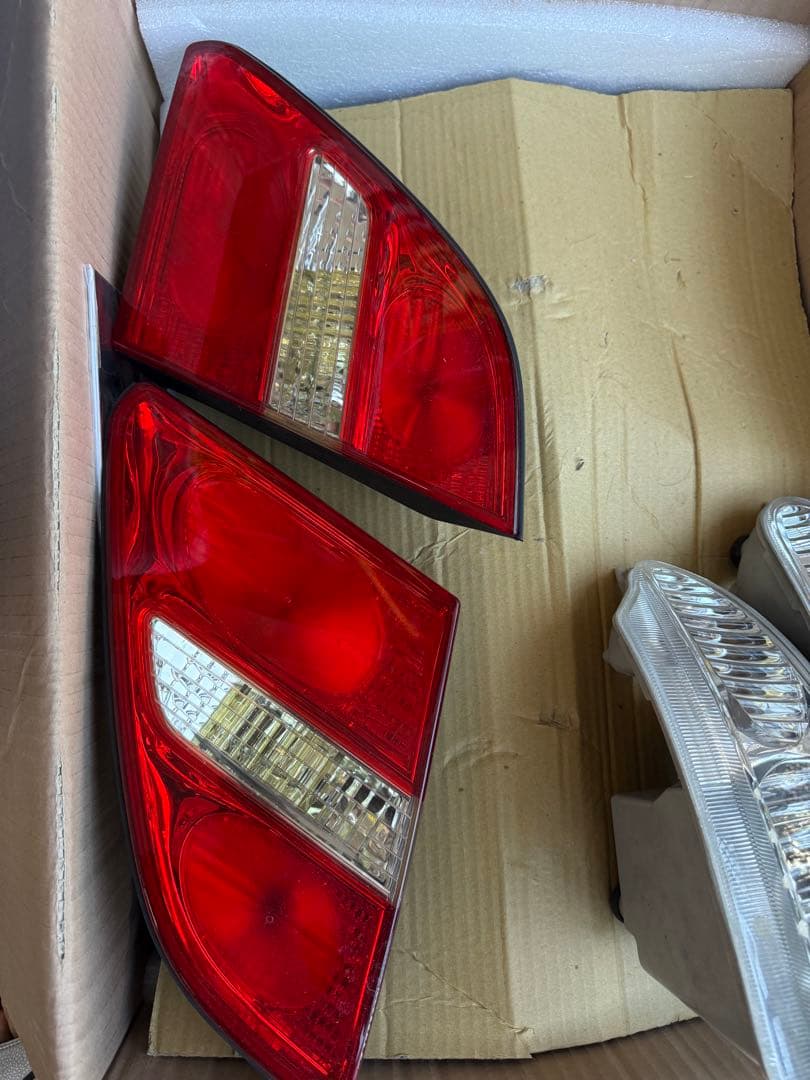 セルシオ30前期純正テールランプ、フォグランプ