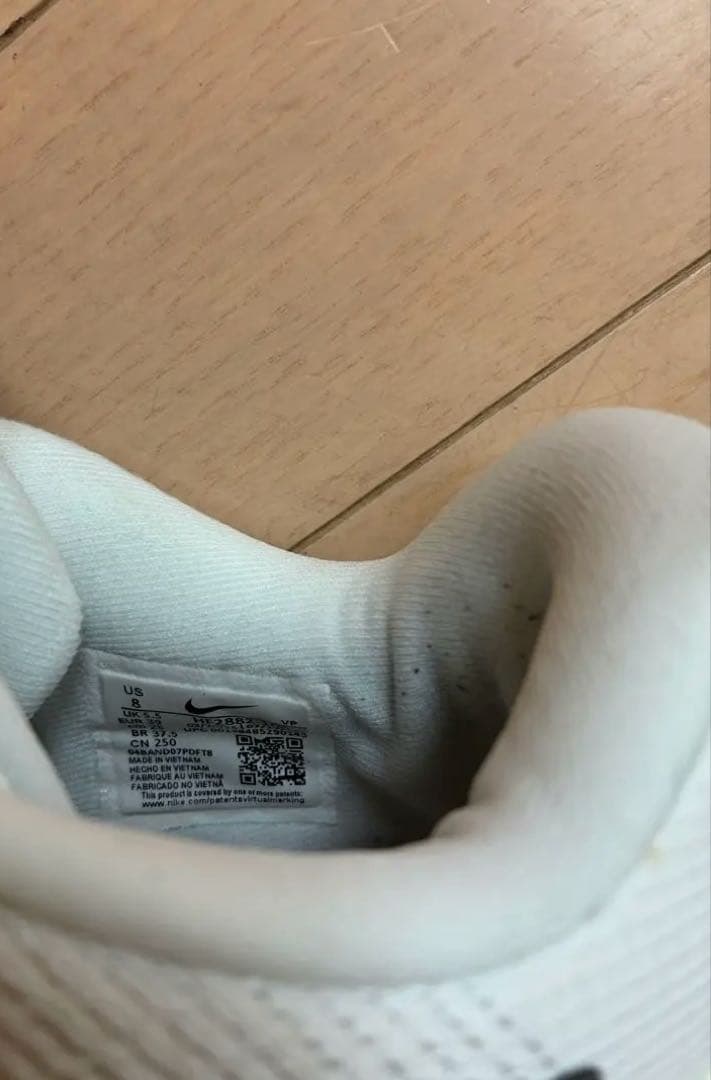 美品 Nike サブリナ3 ローカット バスケシューズ 25㎝軽量 数回使用