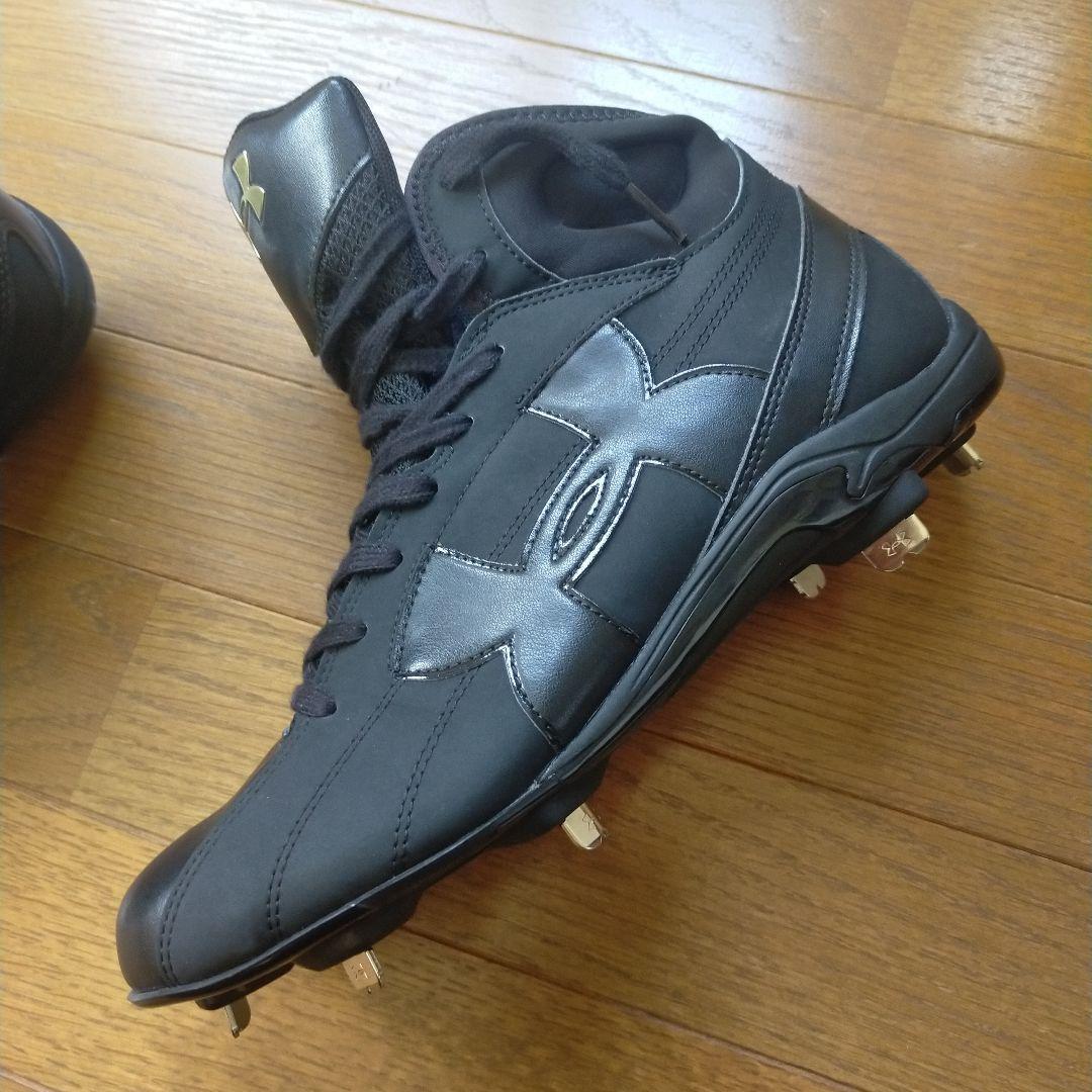 未使用　アンダーアーマー　野球　スパイク　ハイカット　ミドルカット　金具