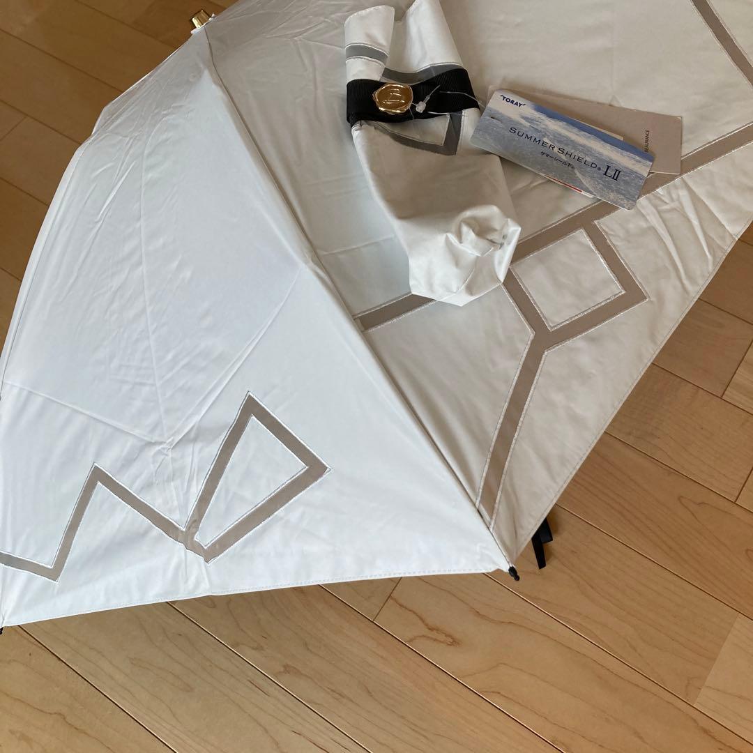 ビューランス　オーガンジーモチーフ晴雨兼用日傘　ホワイト