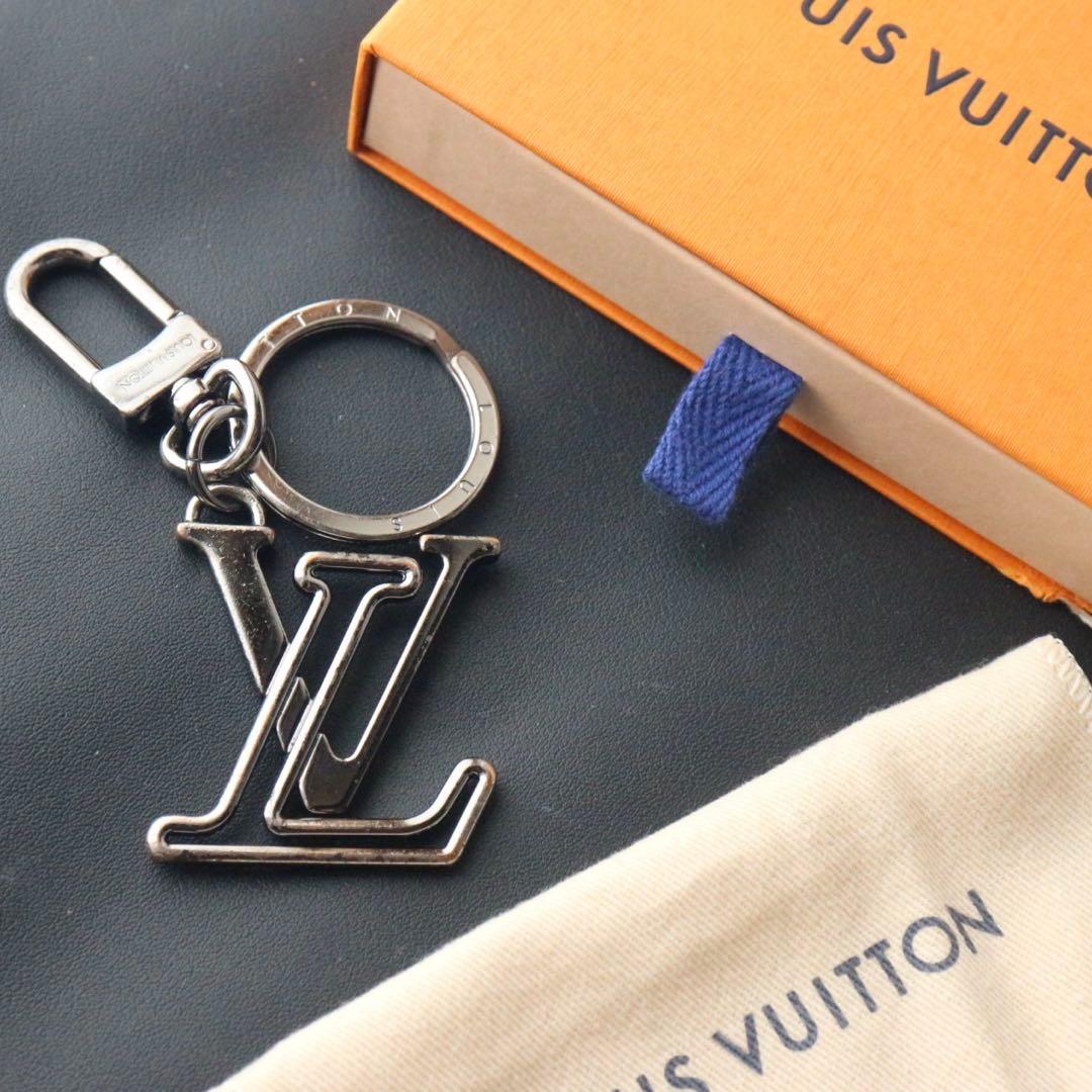 【中古】LOUIS VUITTON キーホルダーシルバーカラーM80217