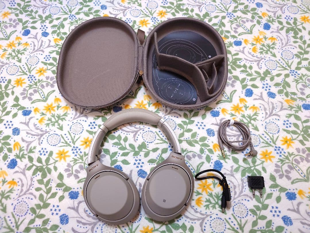 美品★SONY ワイヤレスヘッドホン グレー