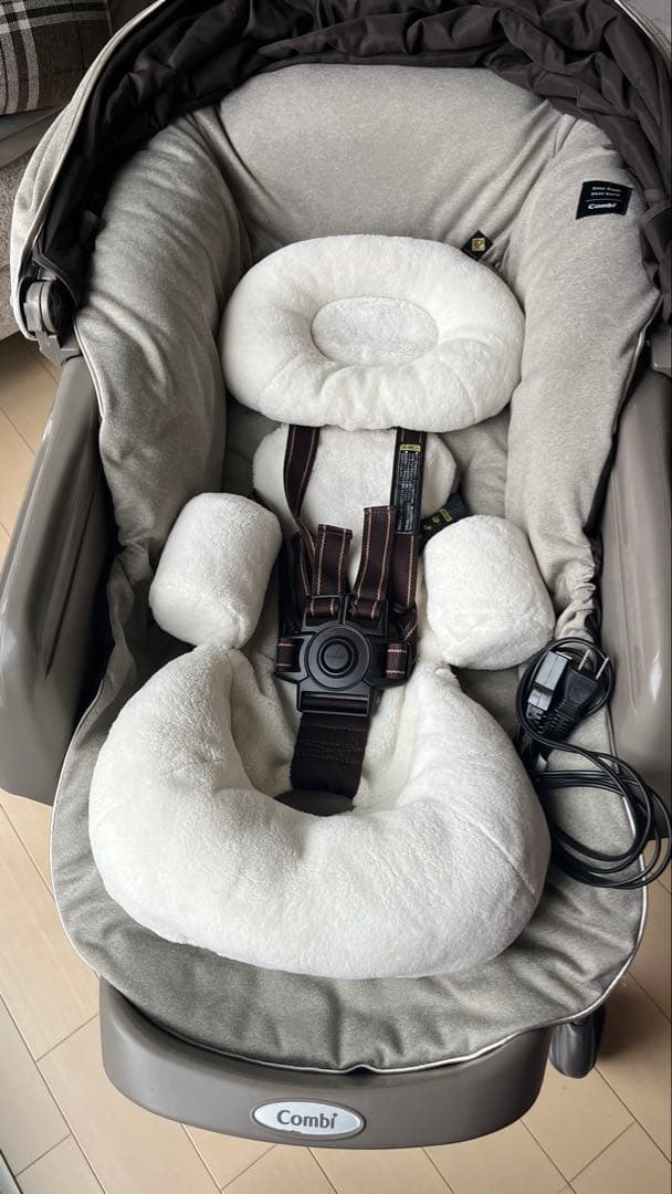 コンビ　ネムリラ AT　BEDi　おやすみドーム　EG　電動モデル