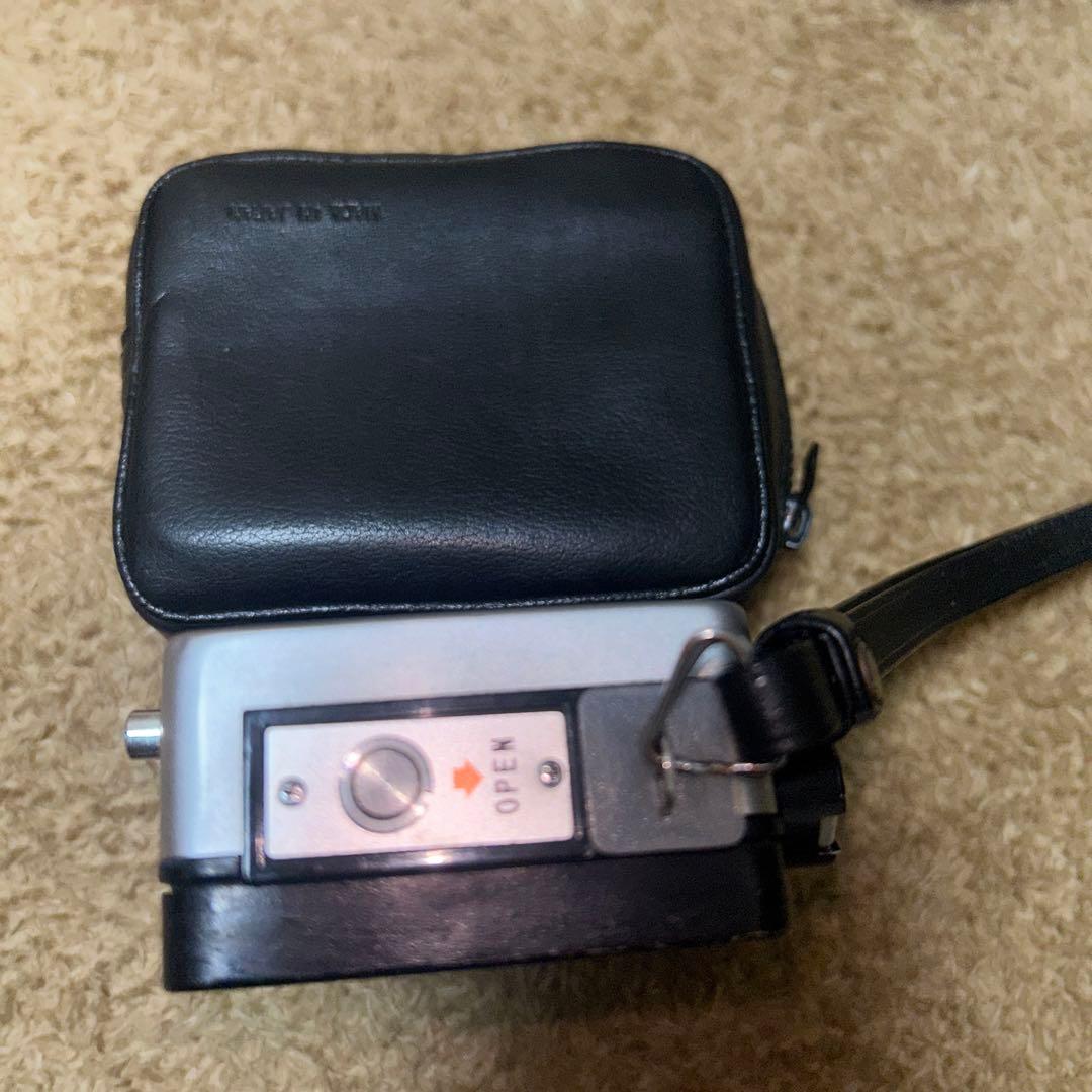 Ricoh AUTOhalf e フィルムカメラ