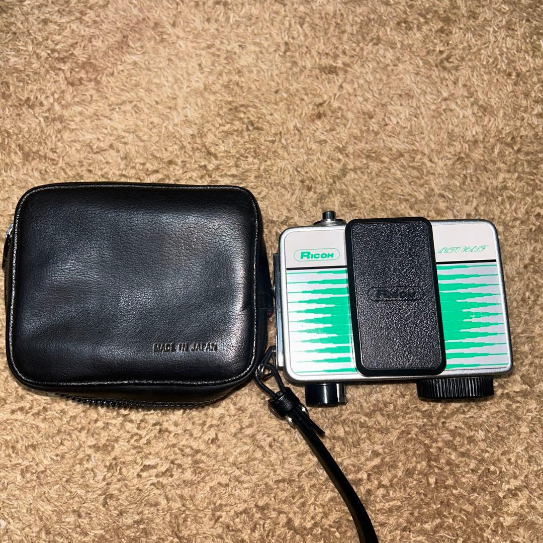 Ricoh AUTOhalf e フィルムカメラ