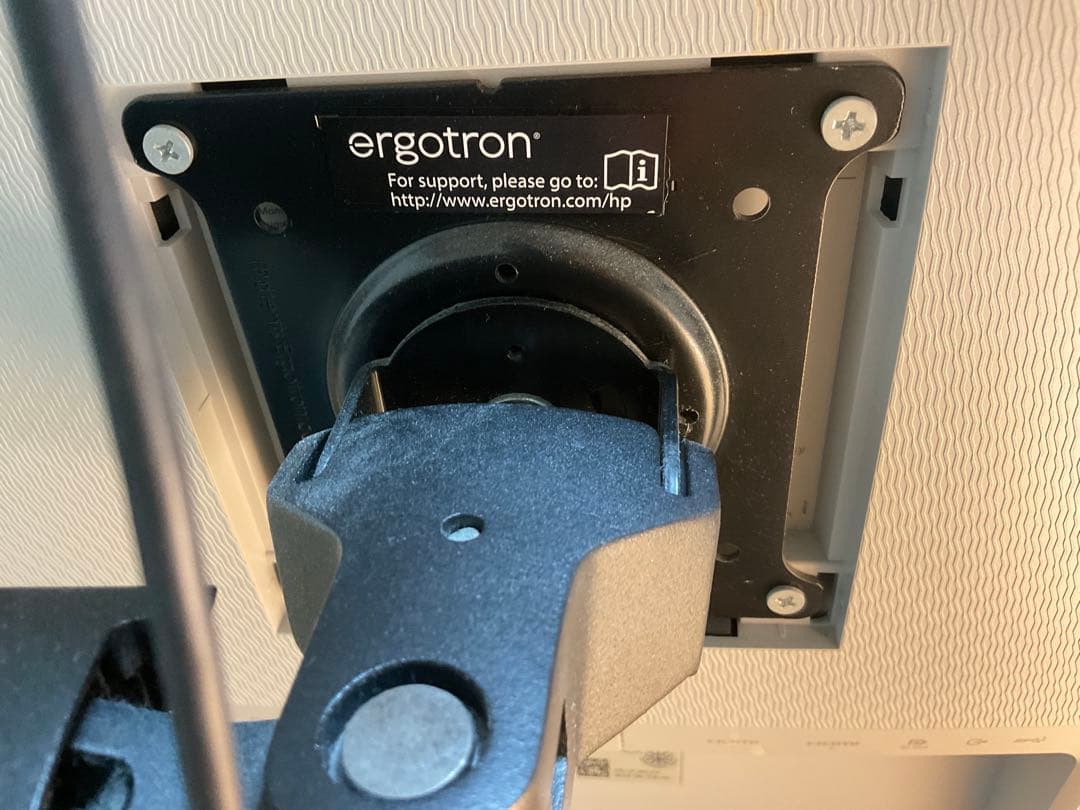 DELL 27 4K UHD USB-C モニター　アーム、ライトセット　美品