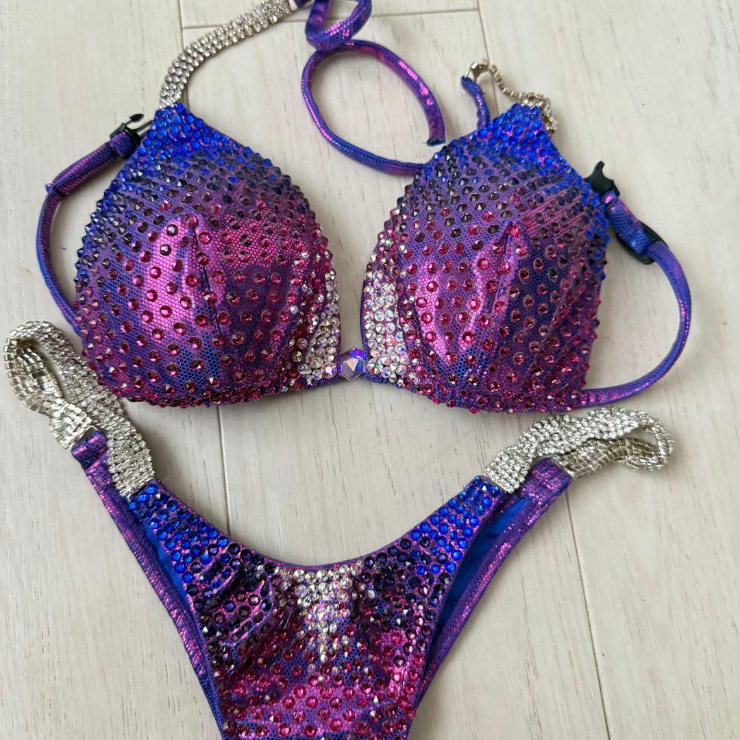 【1回使用/美品】1点物⭐︎コンテストビキニ/大会用ビキニ♡アクセサリー付属