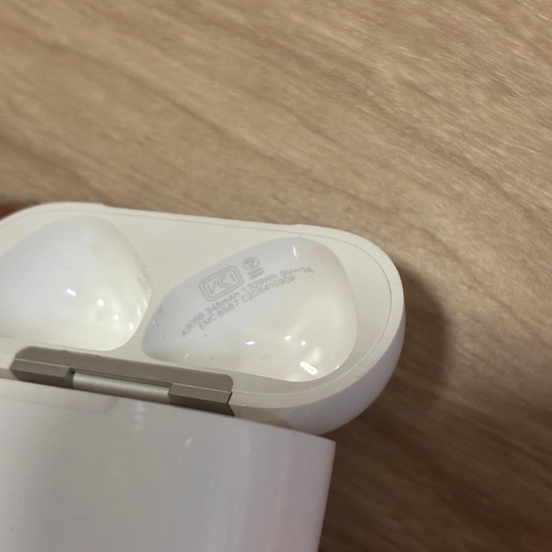 Apple AirPods 第4世代 ケース 左耳 ノイズキャンセリング機能搭載