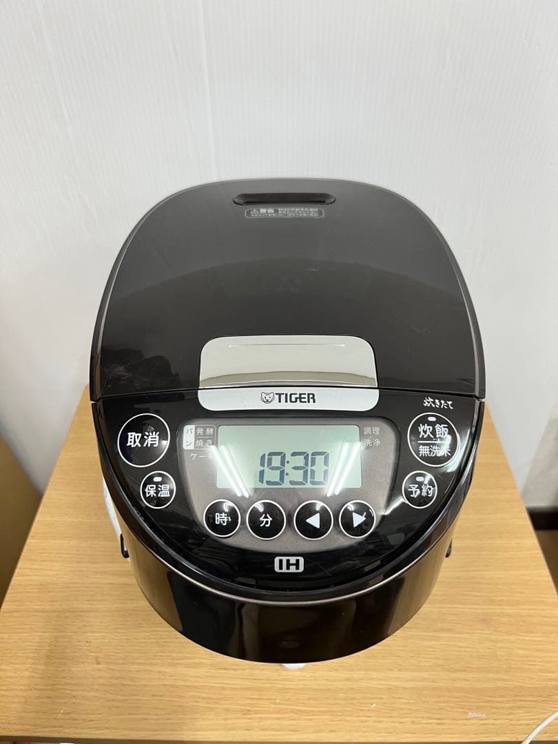 TIGER タイガー IH炊飯器 JPW-D100 1.0L 2022年製