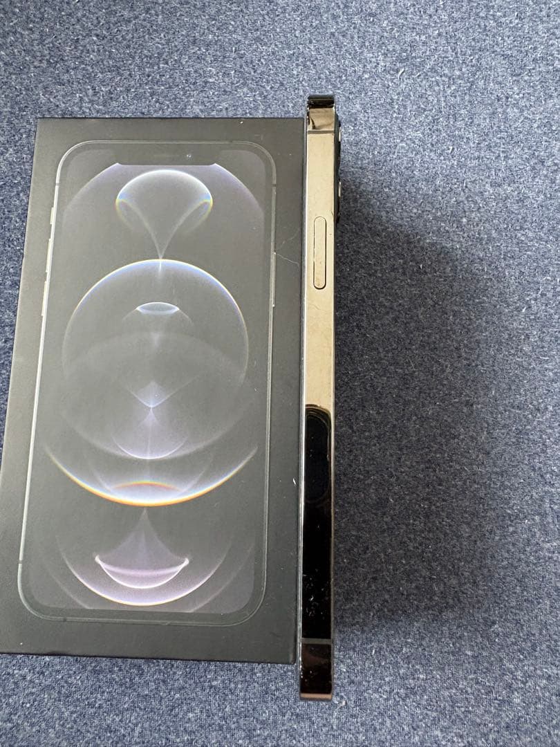 Apple iPhone12 Pro 256GBグラファイト 本体　SIMフリー