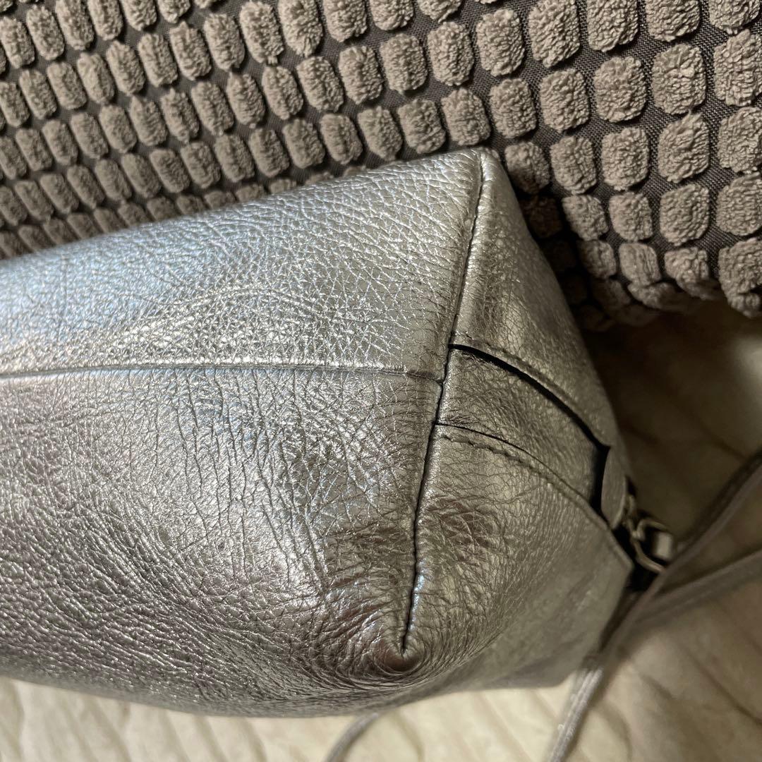 ジャンニキアリーニ　ショルダーバッグ　アリファ　Mサイズ　シルバー