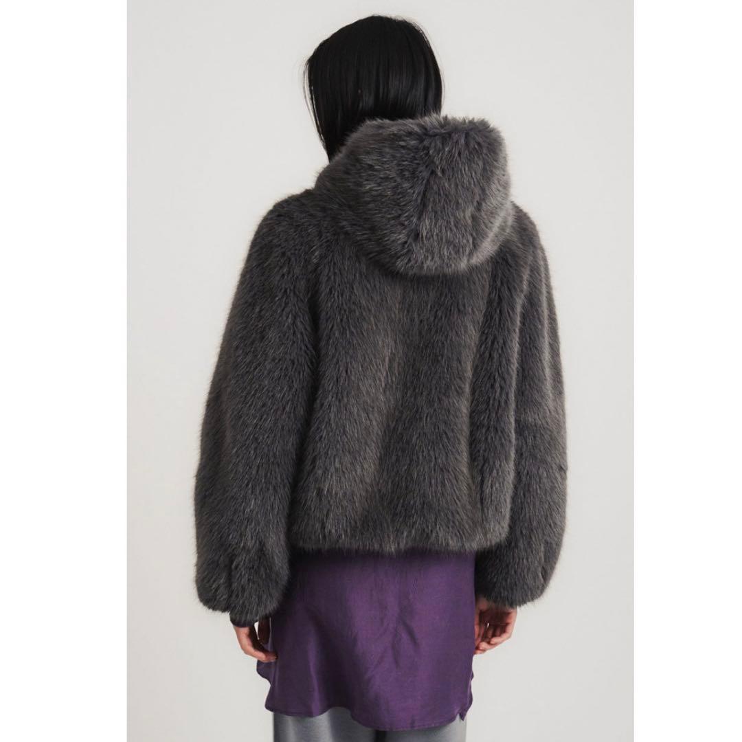 完売品スタニングルアーSTUNNING LURE フェイクファーブルゾン