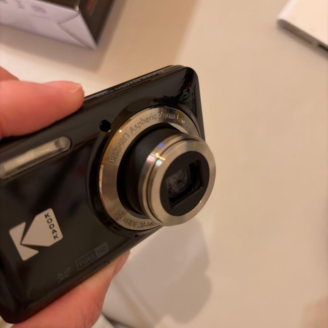 【美品】Kodak PIXPRO FZ55 ※箱/保証書/SDカードリーダー付き