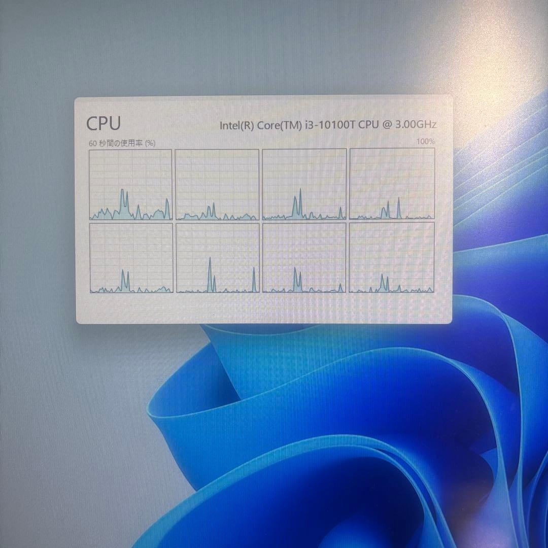週末値下げ美品 第10世代Lenovo ThinkCentre M70q