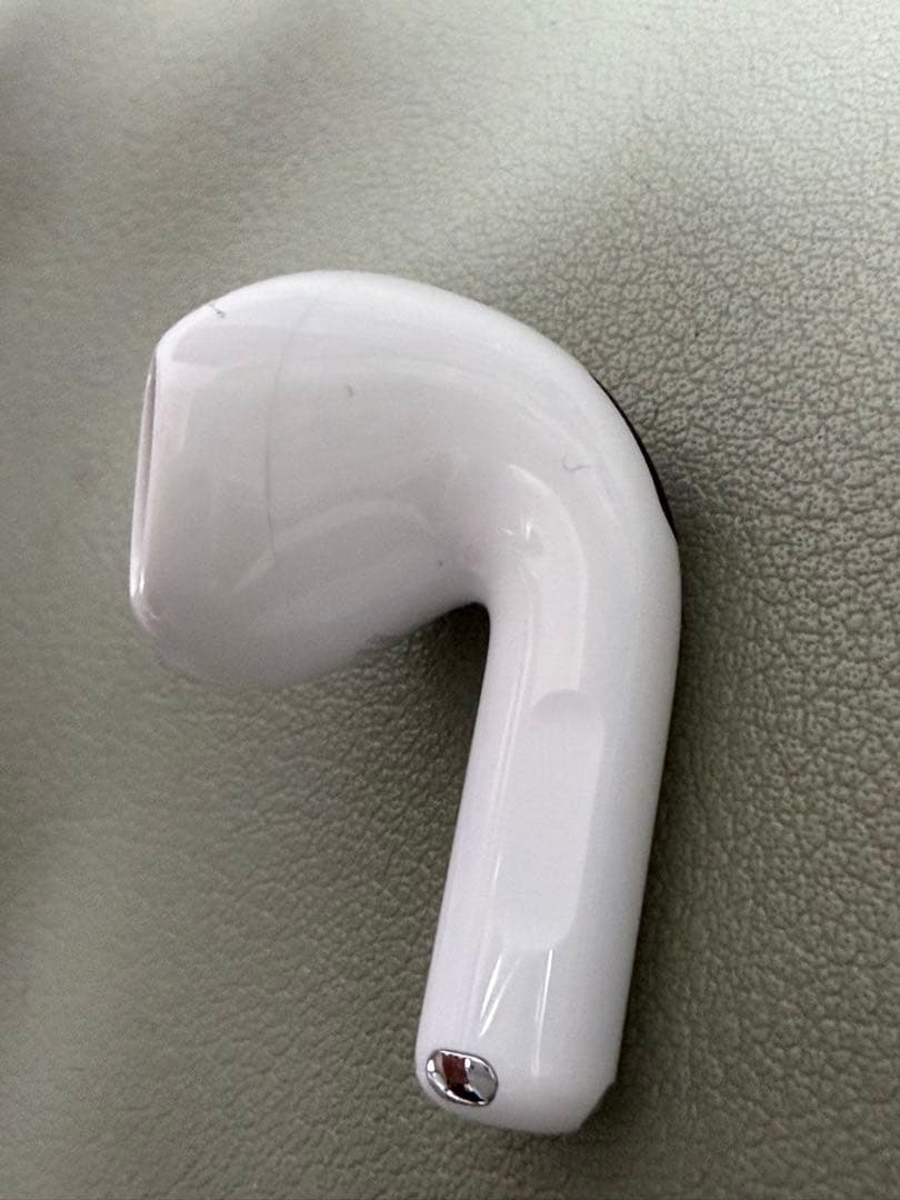 AirPods 4 アクティブノイズキャンセリング搭載AppleCare +加入