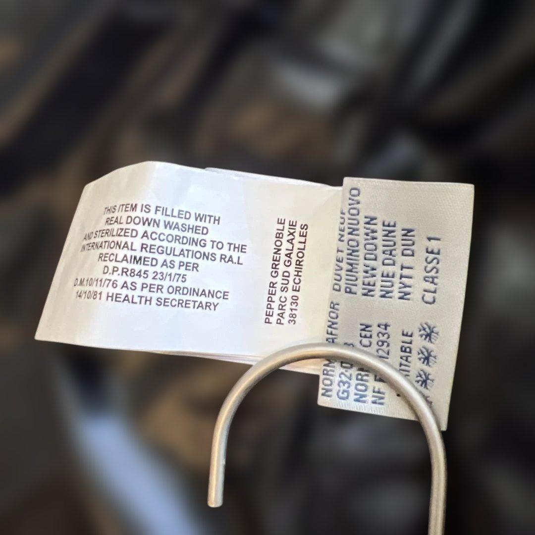 超美品！モンクレール GUI ダウンベスト ブラック スナップボタン ウィメンズ