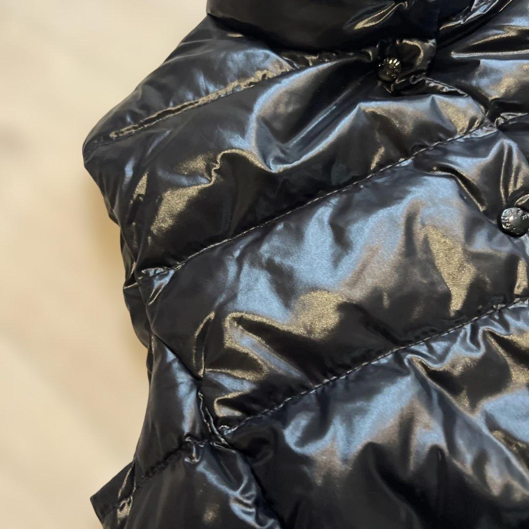 超美品！モンクレール GUI ダウンベスト ブラック スナップボタン ウィメンズ