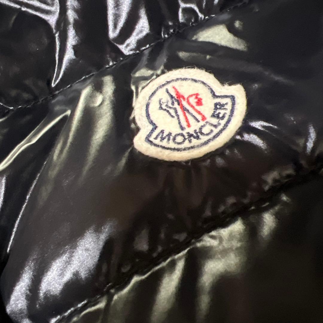 超美品！モンクレール GUI ダウンベスト ブラック スナップボタン ウィメンズ