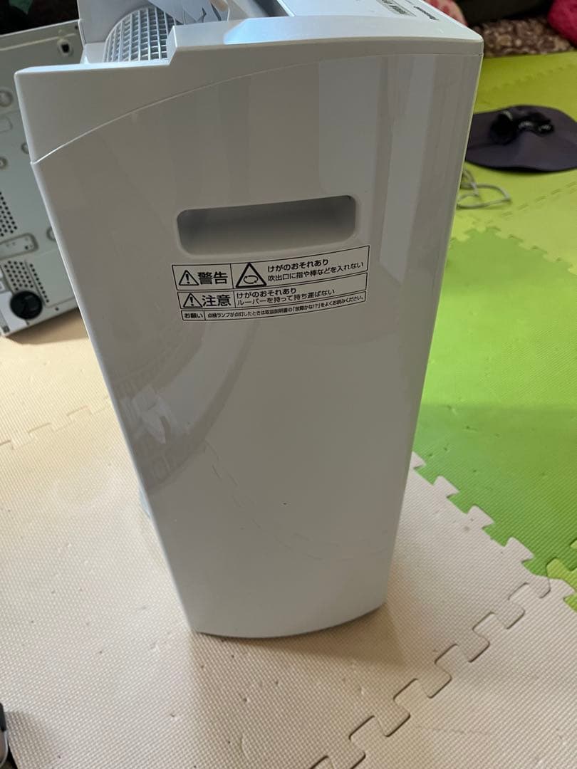 Nekoo 　2023年製　衣類乾燥除湿機「F-YHVX120」