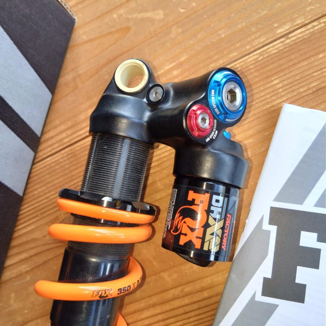 FOX 2023 DHX2 230×60リアショック　リアサスペンション