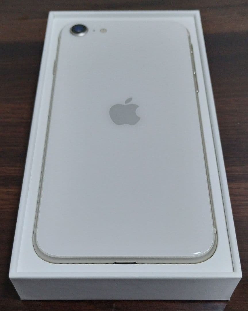 ★新品電池100%★iPhone SE 第3世代 64GB 国内版 展示デモ機