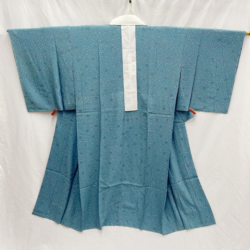 510mu50●長襦袢 正絹 浅葱色 桜地紋 半衿付●しつけ付