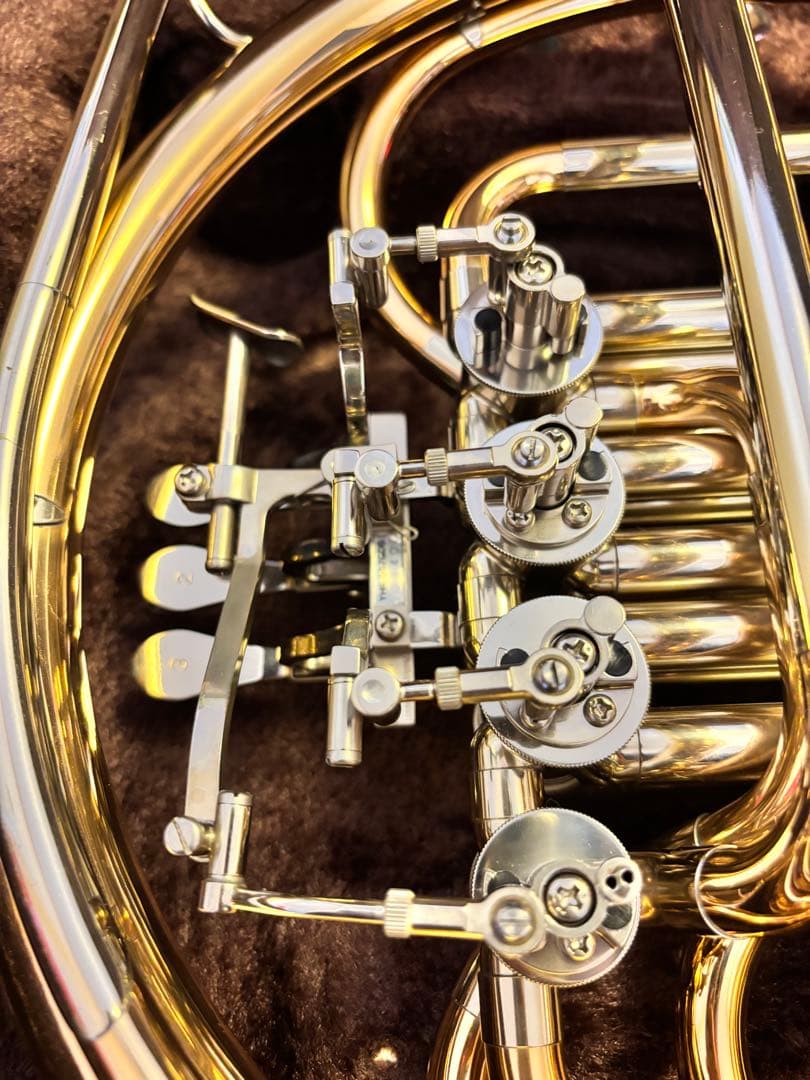 【美品】ヤマハ ホルン YHR-567GDB フルダブル ホルン ゴールドブラス